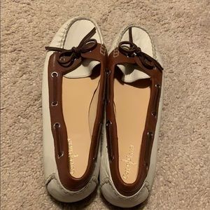 Cole hasn’t leather flat